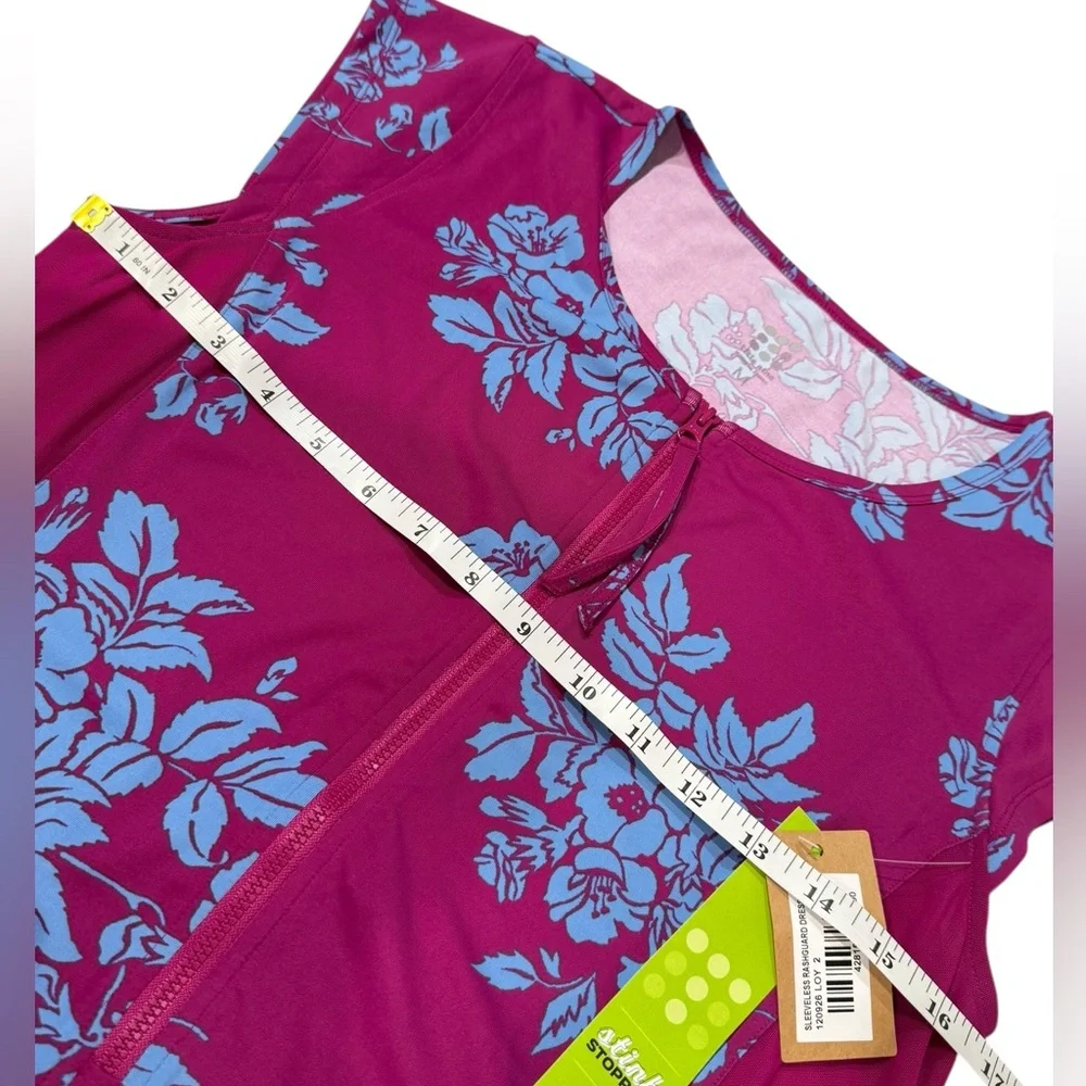 NEW Title Nine Sunbuster Rashguard Dress Magenta Floral Cap Sleeve UPF 50 Sz‎ M - Picture 6 of 10